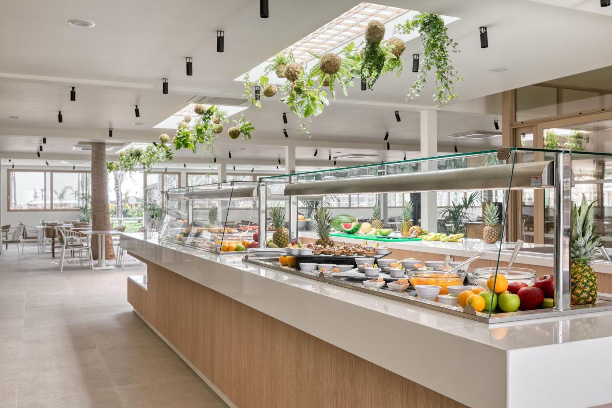 Utopia Blu Hotel Tigkaki  Luaran gambar