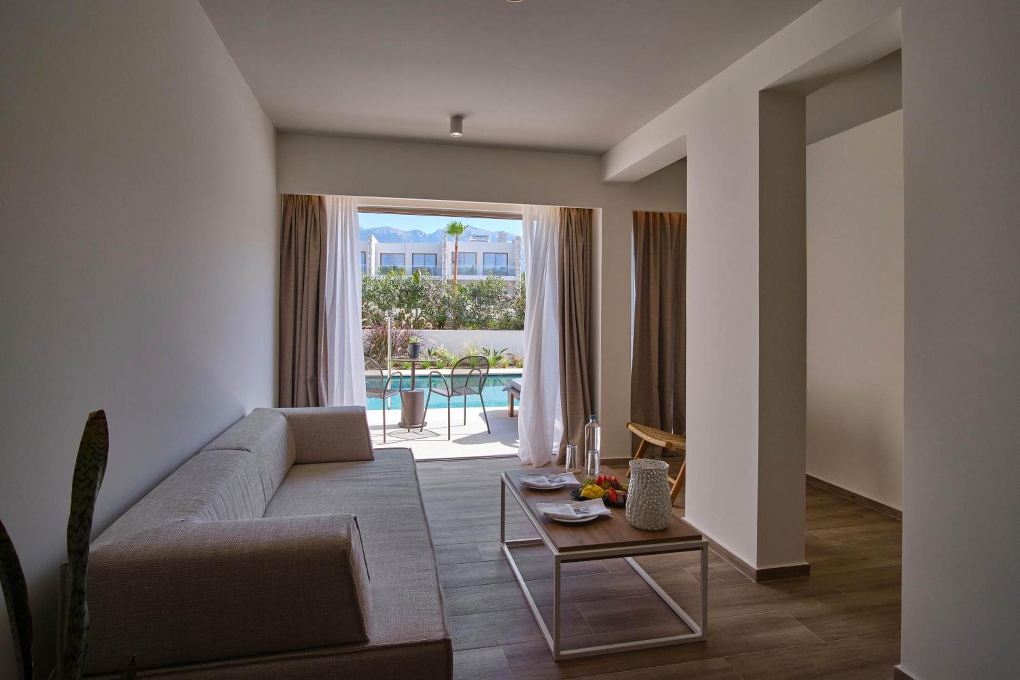 Utopia Blu Hotel Tigkaki  Luaran gambar