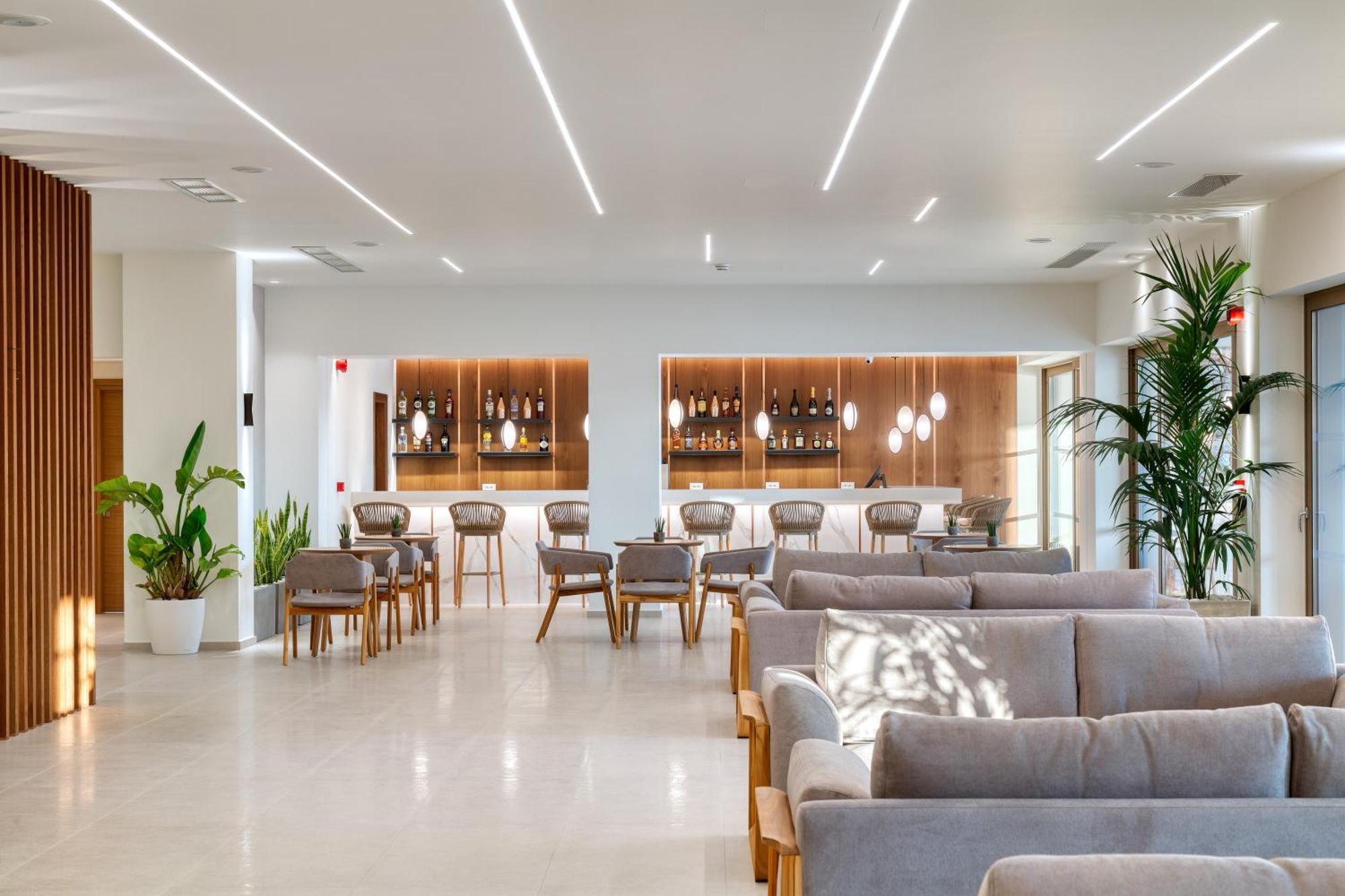 Utopia Blu Hotel Tigkaki  Luaran gambar